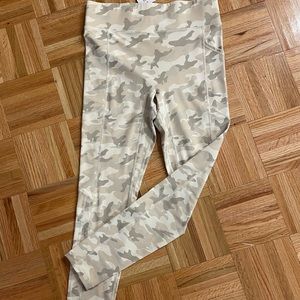 NWT sand camo full-length workout leggings from All Access.